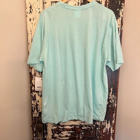 NWT Unisex Southern Spirit Seafoam Miami T-shirt. Size 2XL. - Picture 3 of 7